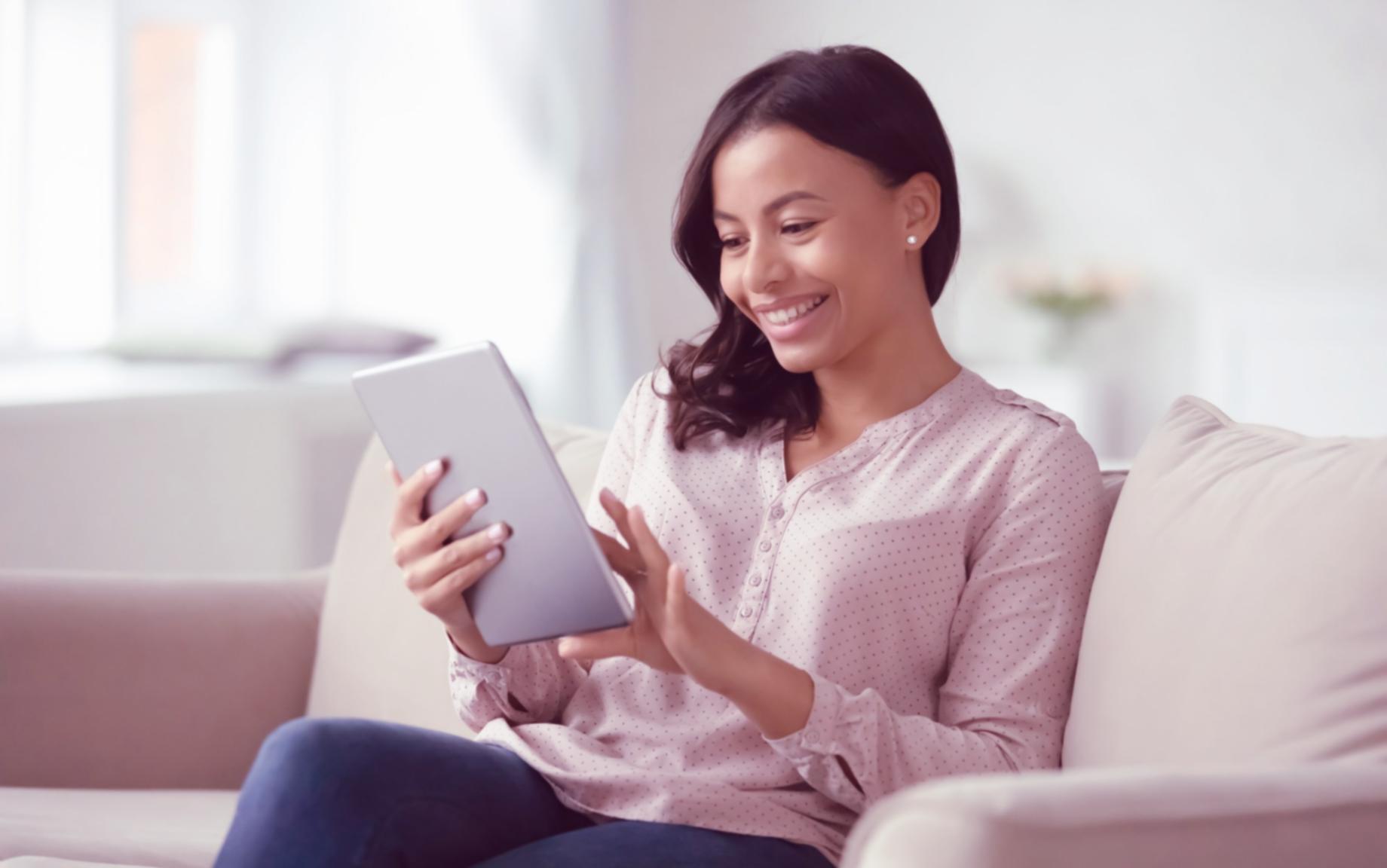 Kollaborative Entwicklungsarbeit in moderner Lernumgebung mit fokussierten Teilnehmern